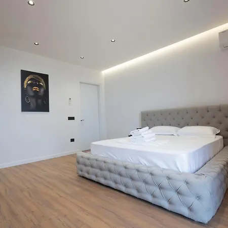 Aria Luxury 1